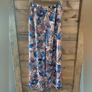 la maison par molly bracken pants and matching shorts Medium